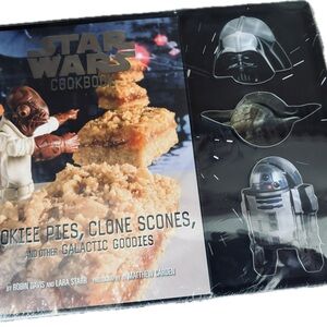 Star Wars Black and Silver Cookbook for Galactic Recipes